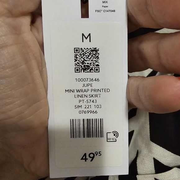 Dynamite Mini Wrapped Printed Linen Skirt BNWT - Picture 6 of 7